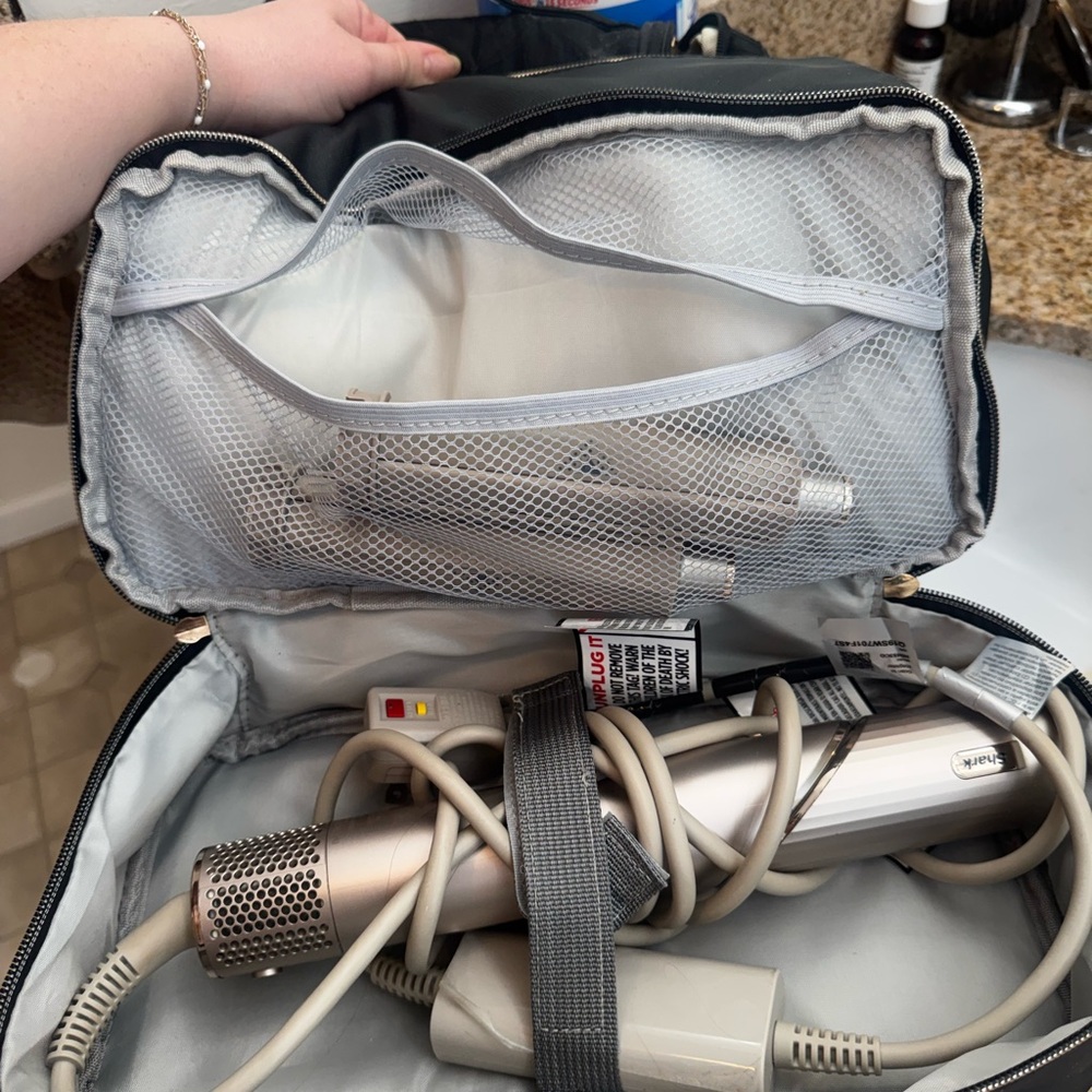 Shark FlexStyle Hair Styling Tool with Travel Case